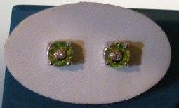 orecchini in oro bianco "gem gem" con peridoto verde e brillante