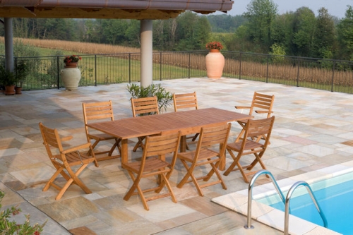Tavolo Andrae, di Legnoluce Spa , in legno di robinia