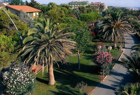 Lungomare Tortoreto Abruzzo