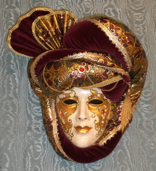 Maschera veneziana INDIA volto cartapesta velluto bordeaux lamè oro-bordeaux