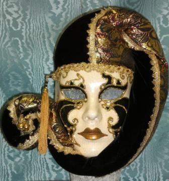 Maschera veneziana Jolly 110/2 volto cartapesta velluto nero lamè oro-nero