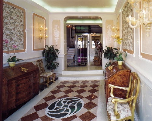 Interni hotel