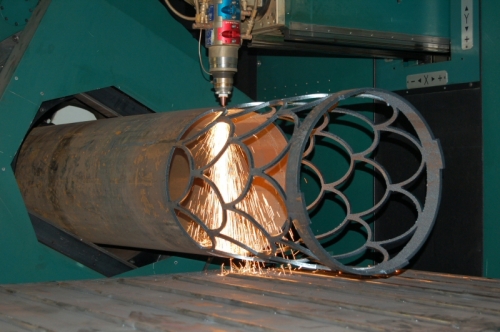 "taglio laser tubi"