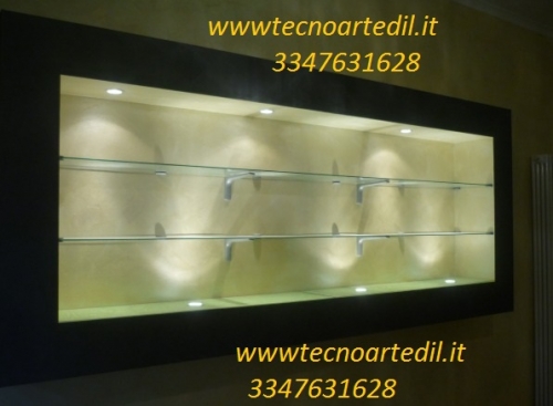 Nicchie in cartongesso Milano,Vetrina di esposizione in cartongesso Milano
