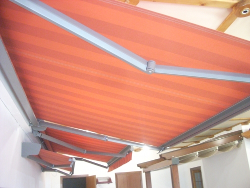 tenda a bracci estensibili