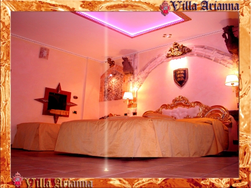 Taormina - Mazzarò - Villa Arianna - Lion room